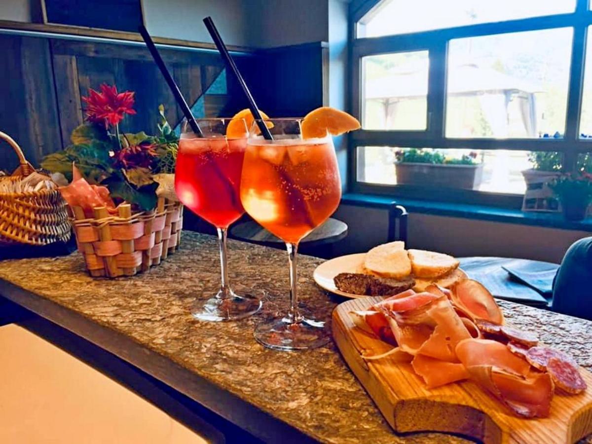 Hotel & Ristorante Serenella Breuil-Cervinia Eksteriør billede