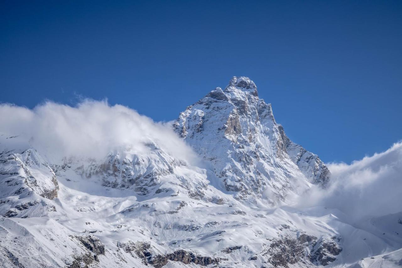 Hotel & Ristorante Serenella Breuil-Cervinia Eksteriør billede