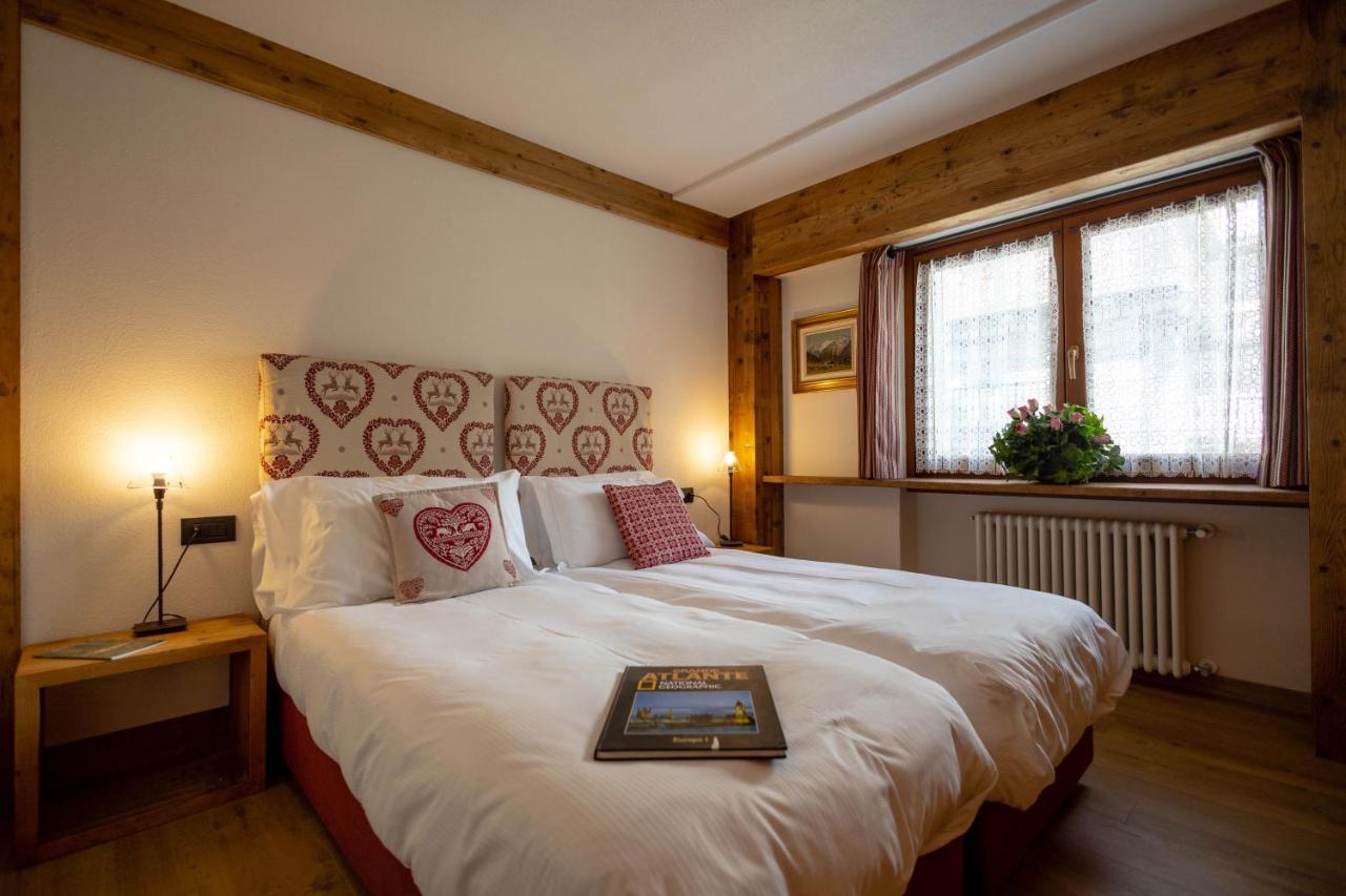 Hotel & Ristorante Serenella Breuil-Cervinia Eksteriør billede