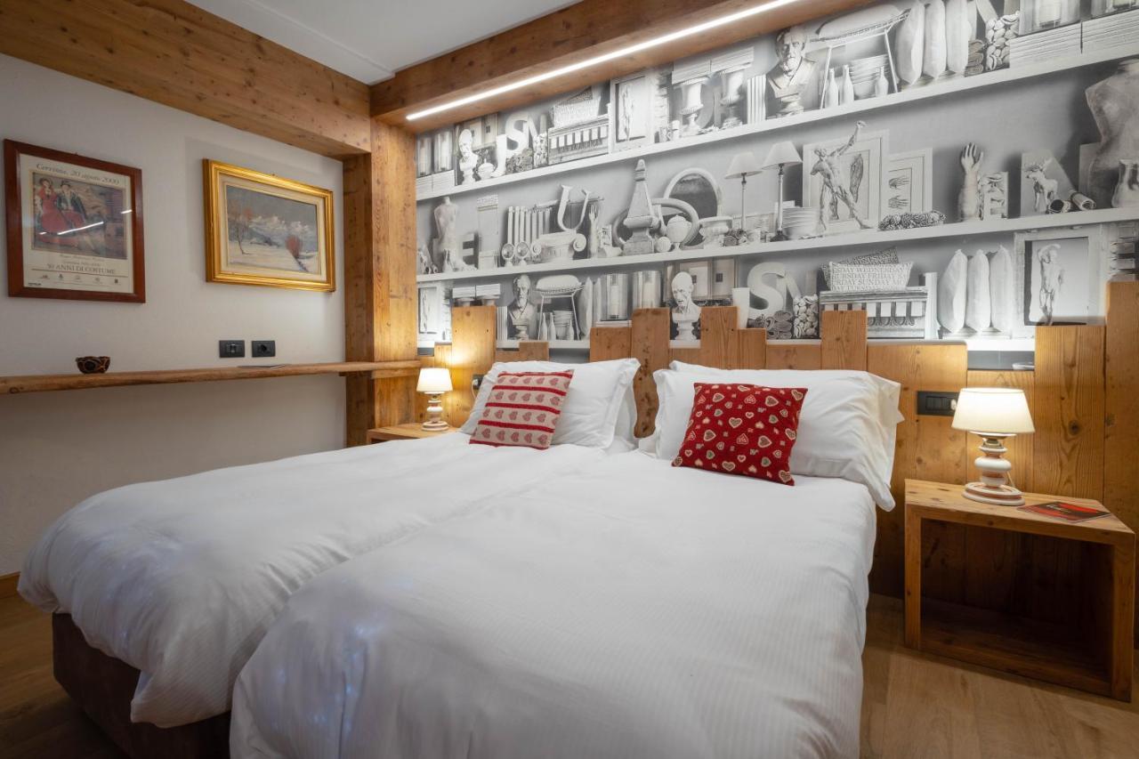 Hotel & Ristorante Serenella Breuil-Cervinia Eksteriør billede