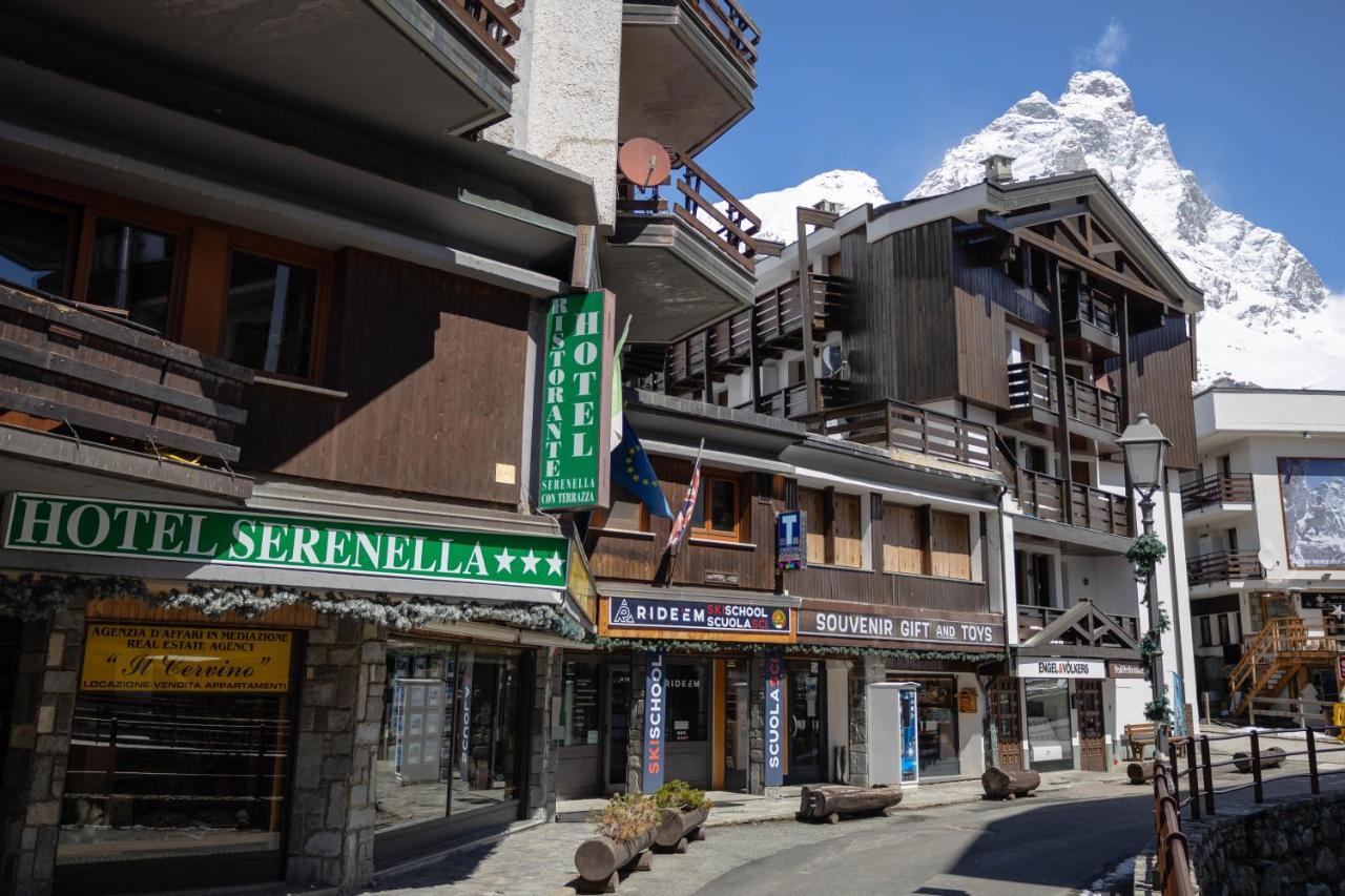 Hotel & Ristorante Serenella Breuil-Cervinia Eksteriør billede