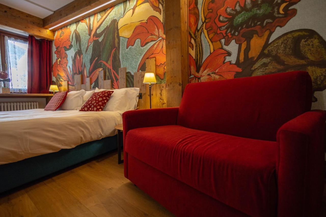 Hotel & Ristorante Serenella Breuil-Cervinia Eksteriør billede