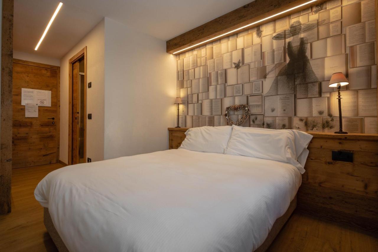 Hotel & Ristorante Serenella Breuil-Cervinia Eksteriør billede