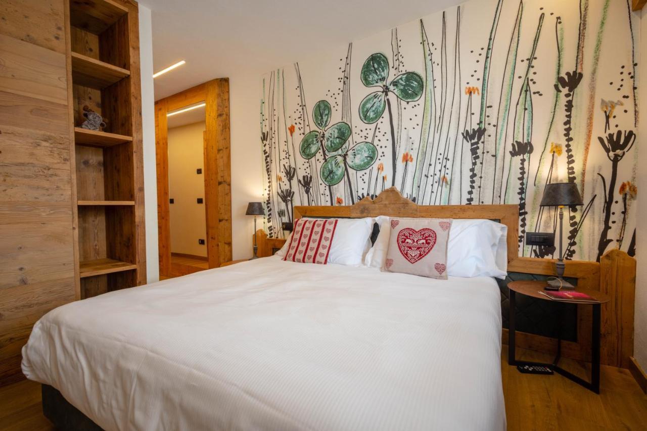 Hotel & Ristorante Serenella Breuil-Cervinia Eksteriør billede