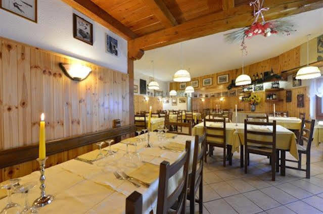 Hotel & Ristorante Serenella Breuil-Cervinia Eksteriør billede